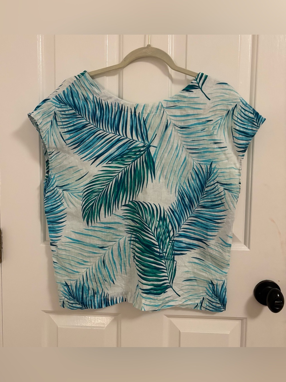 100% Linen Tahari Teal and White Palm-Print Button Front Top Size Medium M
